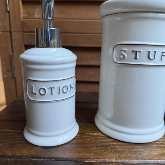 Pottery Barn White Ceramic Bathroom Set – 4 Pc (Lotion, Brush, Stuff, Things) - Picture 3 of 10